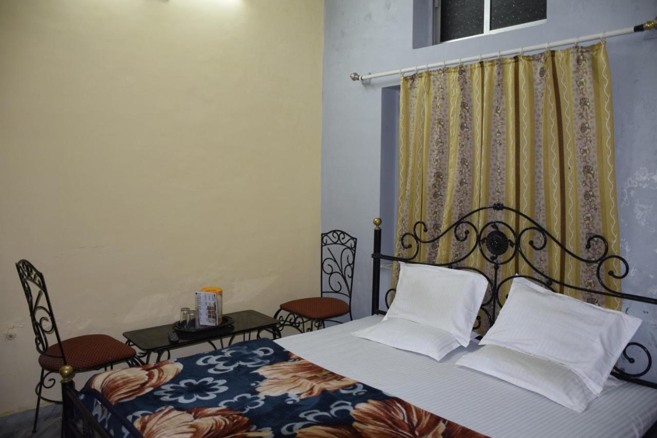 Hotel Deep Valley Abu Zewnętrze zdjęcie