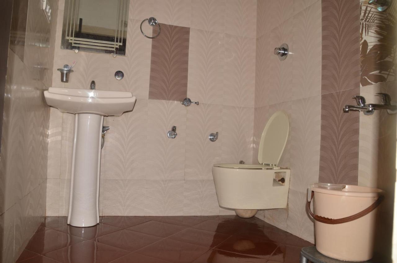 Hotel Deep Valley Abu Zewnętrze zdjęcie