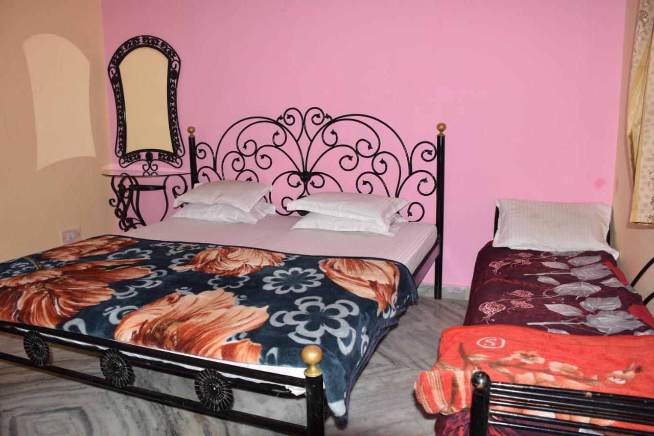 Hotel Deep Valley Abu Zewnętrze zdjęcie