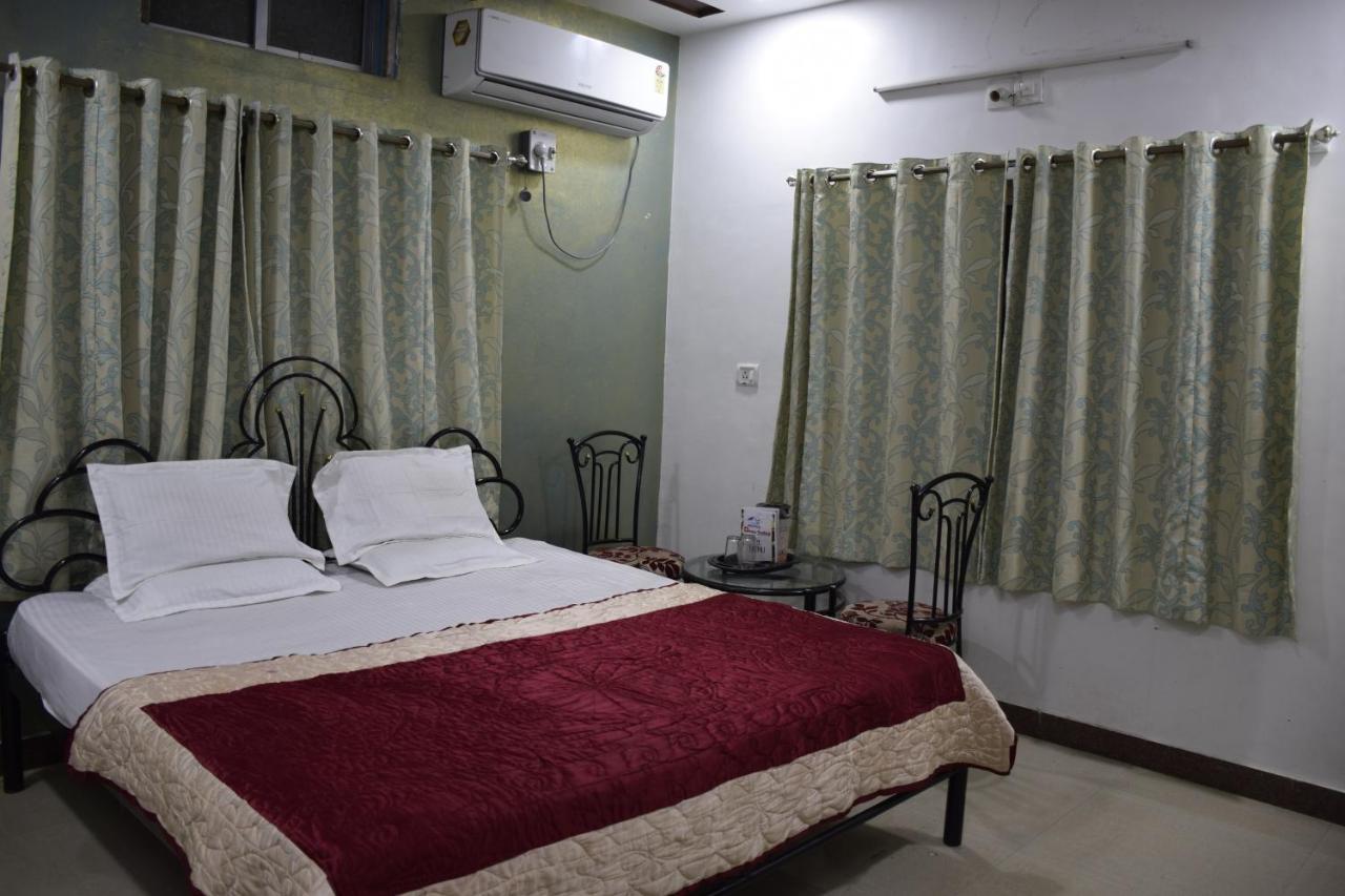 Hotel Deep Valley Abu Zewnętrze zdjęcie