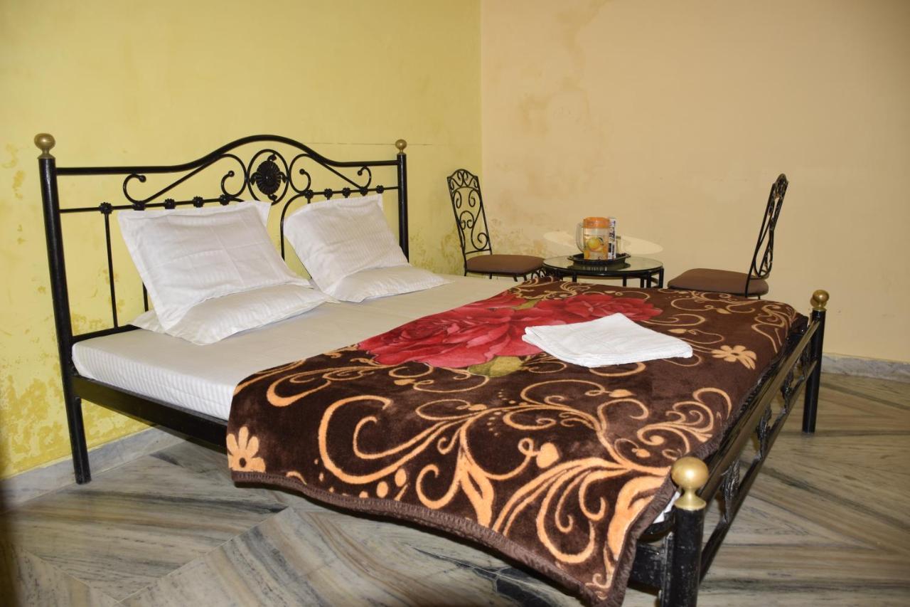 Hotel Deep Valley Abu Zewnętrze zdjęcie