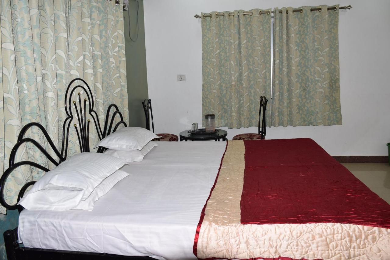Hotel Deep Valley Abu Zewnętrze zdjęcie