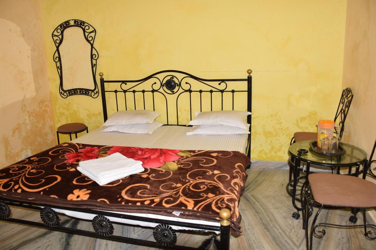 Hotel Deep Valley Abu Zewnętrze zdjęcie