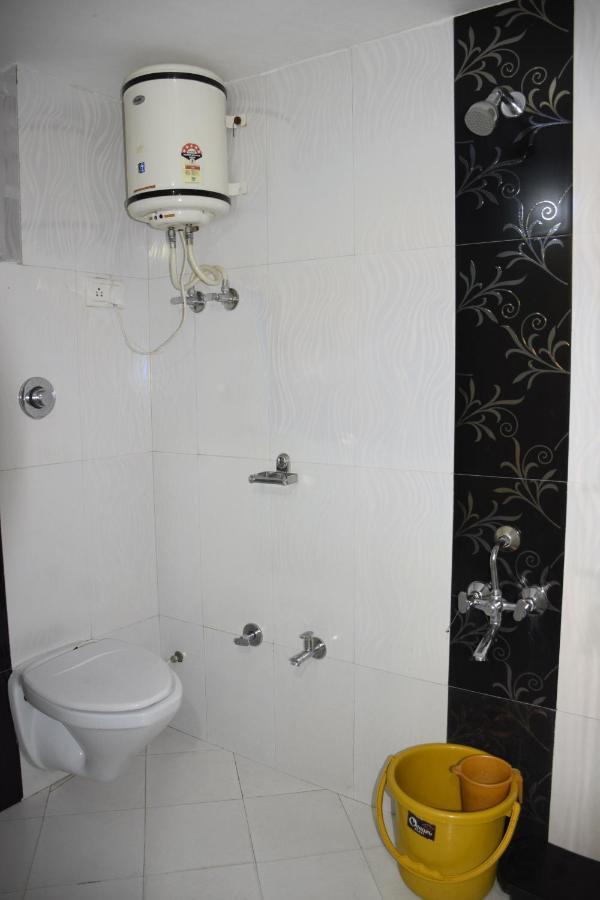 Hotel Deep Valley Abu Zewnętrze zdjęcie
