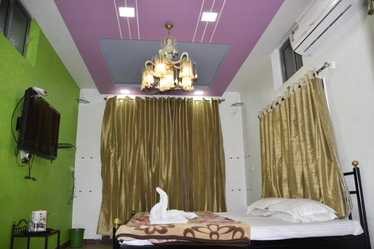 Hotel Deep Valley Abu Zewnętrze zdjęcie