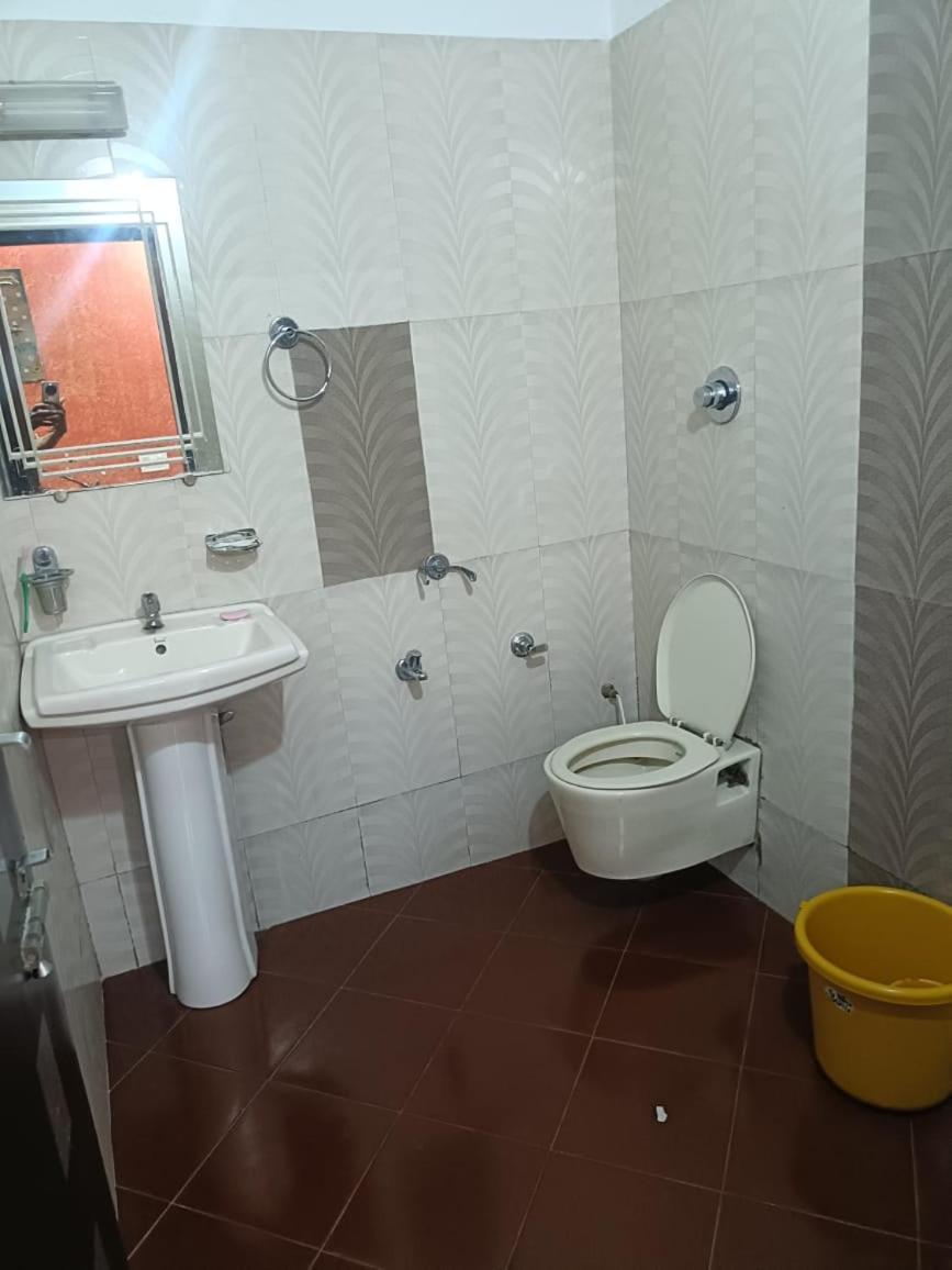 Hotel Deep Valley Abu Zewnętrze zdjęcie